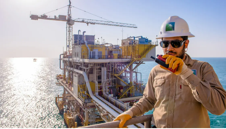 ارتفاع صادرات النفط السعودية لـ7.38 مليون برميل يومياً في أبريل
