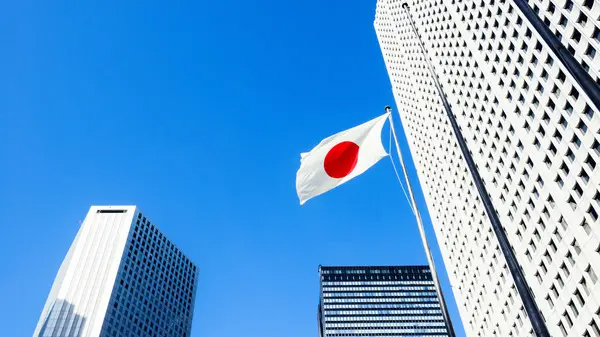 قطاع الخدمات في اليابان يسجل أقوى نمو منذ 2013