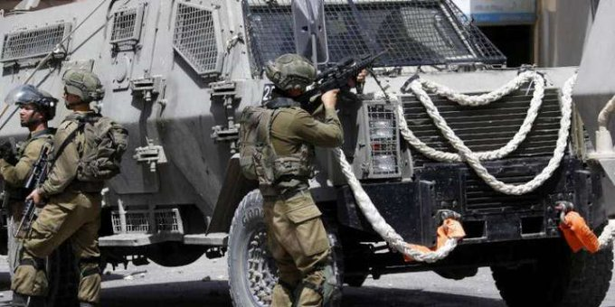 استشهاد شابين فلسطينيين برصاص الاحتلال الإسرائيلي خلال عملية للجيش في الضفة الغربية