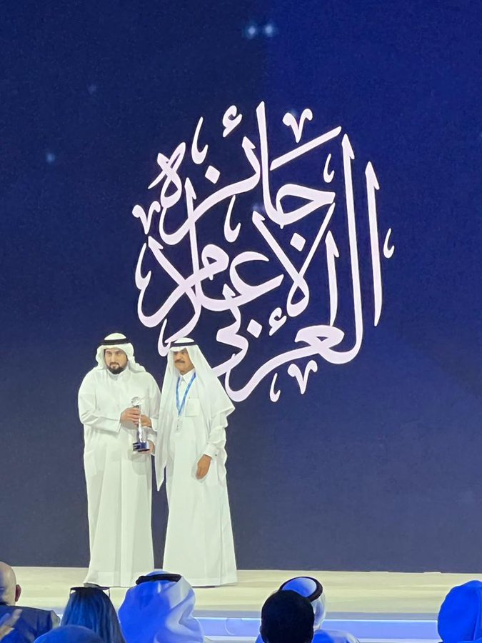 أحمد بن محمد بن راشد يشهد تكرّيم الفائزين بـ «جائزة الإعلام العربي» في دورتها الـ21