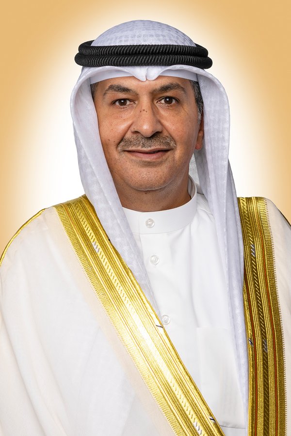 وزير العدل عبد العزيز الماجد يوجه بتشغيل مراكز الخدمة التابعة للوزارة خلال الفترة المسائية