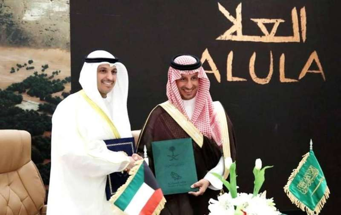 الكويت والسعودية توقعان مذكرة لتعزيز التعاون في المجال السياحي