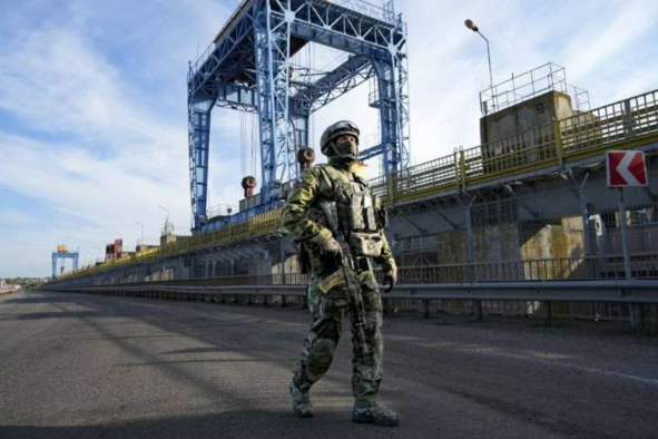 روسيا: تعرض جسر يربط بين القرم وخيرسون لأضرار في ضربة أوكرانية