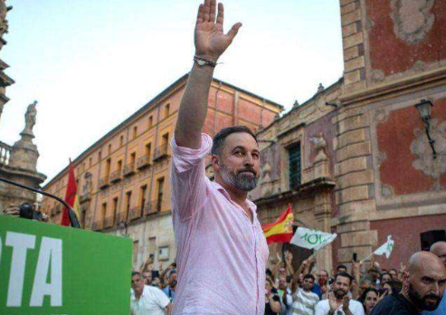 إسبانيا تتأهب لانتخابات ساخنة يخيم عليها شبح اليمين المتطرف