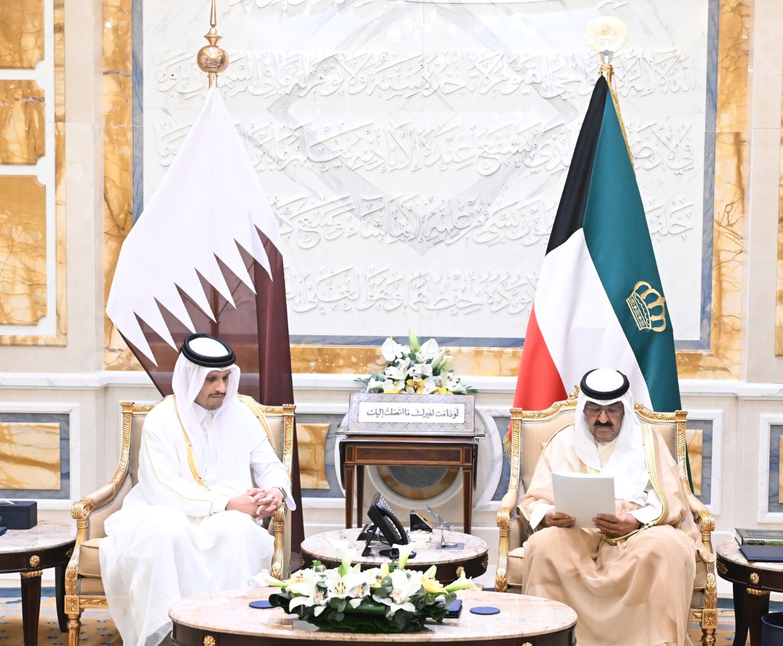 صاحب السمو يتسلم رساله خطية من أمير قطر تتعلق بالعلاقات الأخوية وآخر المستجدات